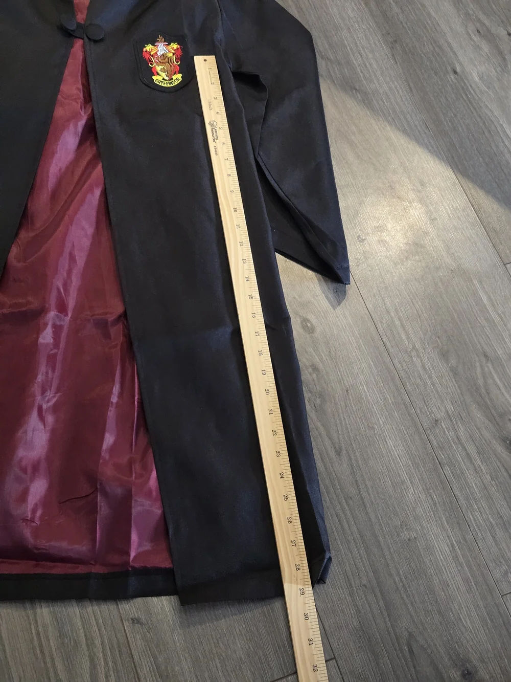Black Red Wizard Costume Robe with Gryffindor Scarf Hat Hour Glass Pendent Wand